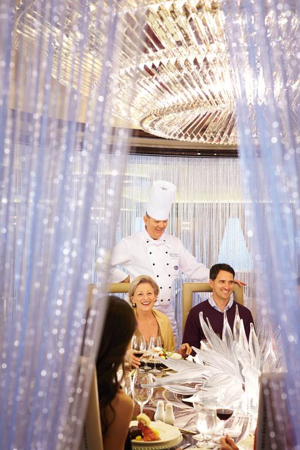 Princess Cruises Royal Class Interior lumiere 2.jpg